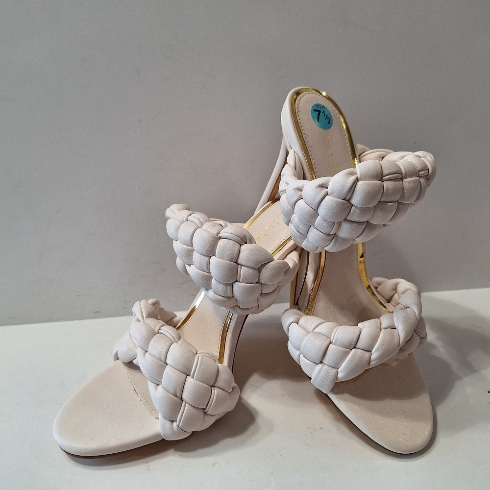 Liliana Cream Coquette Preppy Braided Strap Stiletto Heels Size 7.5